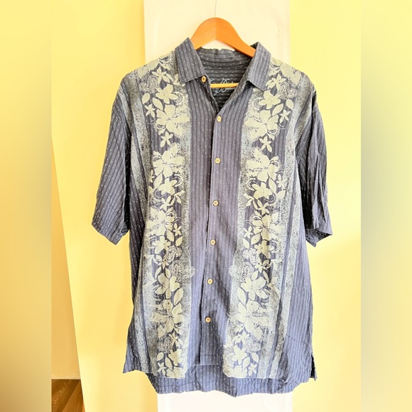 Tommy Bahama Men XL - Picture 2 of 9